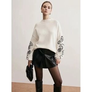 Commense Crew Neck Pullover Sweater Abstract Embroidery on Sleeves size‎ S
